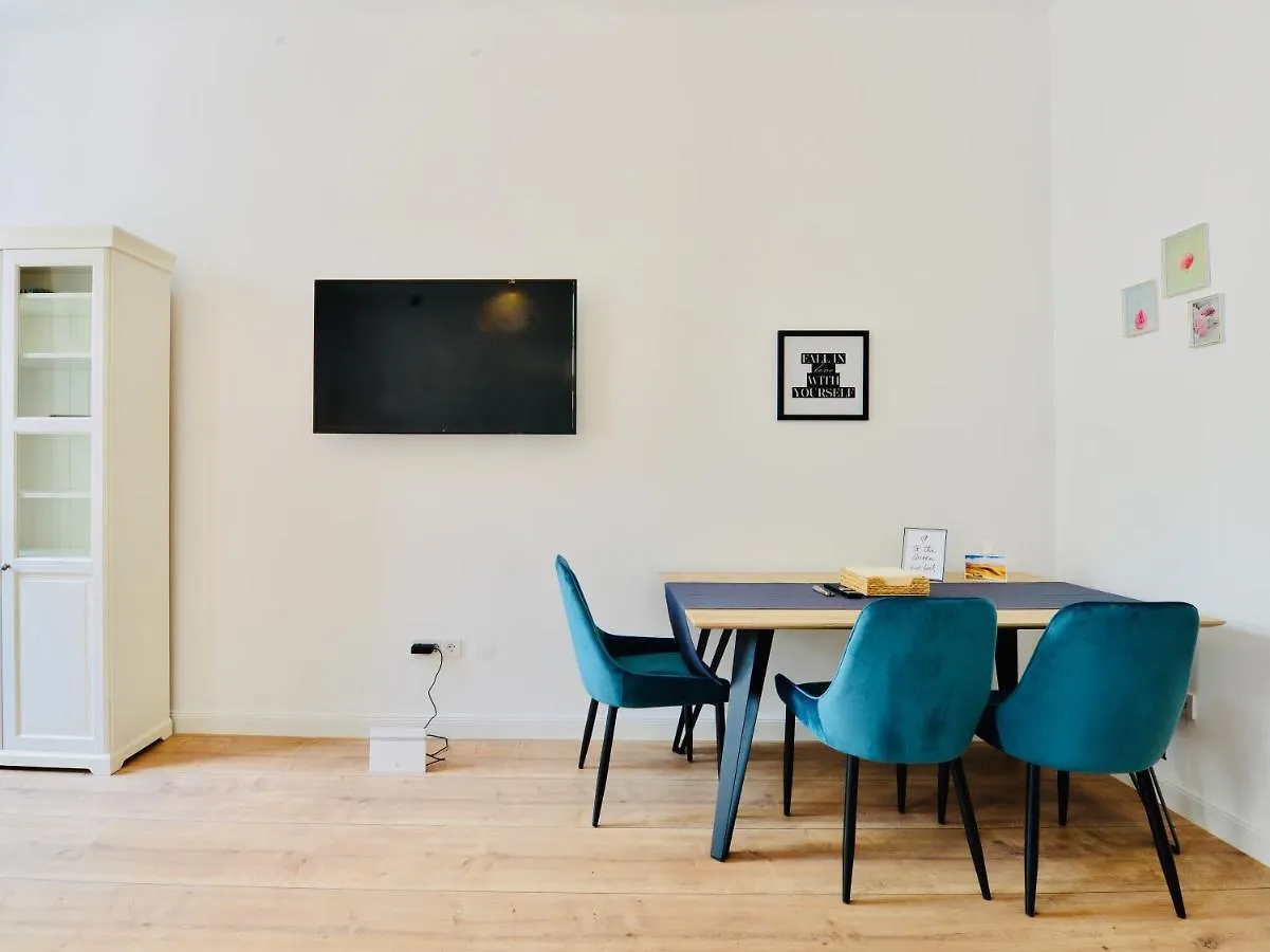 Brand New Very Central - Studio Apartment Vienna 0*,  Austria